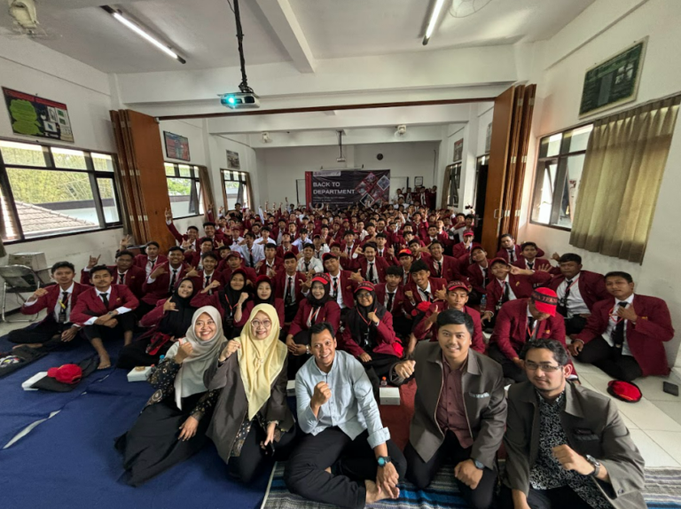Kegiatan Back to Department Mahasiswa Baru 2024