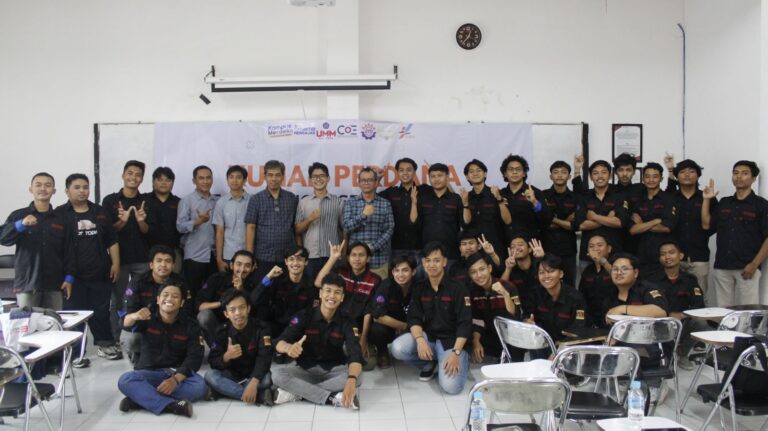 Kuliah Perdana Center of Excellence Welding Inspector (CoE WI) Batch 4: Praktisi Berpengalaman Bagi Ilmu di Teknik Mesin UMM